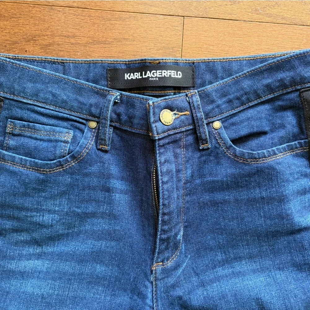 Karl Lagerfeld Paris Women’s Straight Leg Logo Taping Jeans Size 4